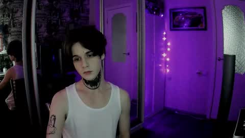 Snapshot of remitrash chatting on September 12, 10:06 am RemiTrash online show from September 12, 10:06 am