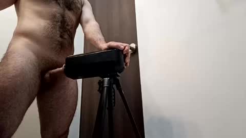 remy_chaw_ online show from March 1, 9:40 am