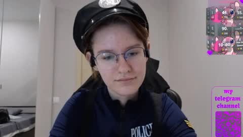 Claire online show from April 1, 6:49 pm