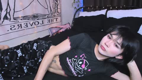 Snapshot of rennuts chatting on December 27, 3:04 pm rennuts online show from December 27, 3:04 pm