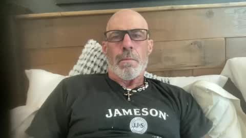 renojoe10 online show from June 11, 12:32 am