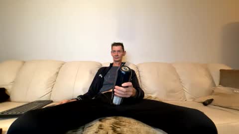 rethnughorny online show from September 14, 6:20 pm