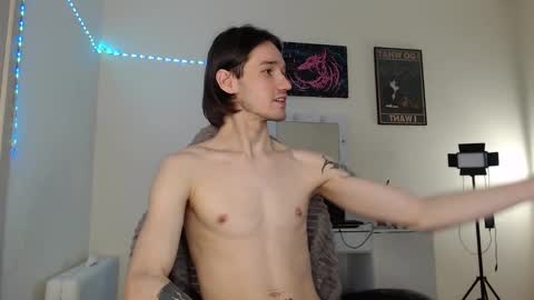 Snapshot of rexxx_erection chatting on February 25, 12:36 am Eugene online show from February 25, 12:36 am