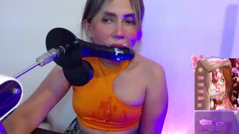 reychel_sens online show from July 10, 10:36 pm