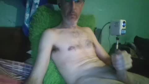 reyes_albert2006 online show from February 28, 11:36 am