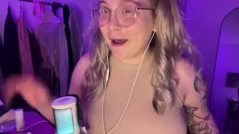 Katie online show from June 7, 10:31 am