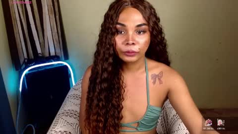 rhianasollway69 online show from December 4, 7:41 am