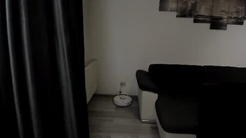 RichardDarell online show from July 23, 5:49 am