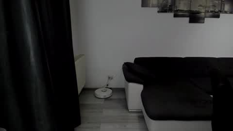 RichardDarell online show from September 16, 4:37 am