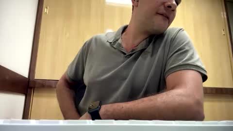 Rick Arian online show from November 10, 8:33 pm