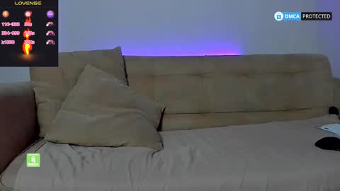 Ricky online show from October 25, 9:08 am