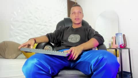 Snapshot of ricky_owens1 chatting on September 25, 2:46 pm Ricky  online show from September 25, 2:46 pm