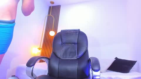 Snapshot of ricky_owens1 chatting on February 6, 12:54 am Ricky  online show from February 6, 12:54 am