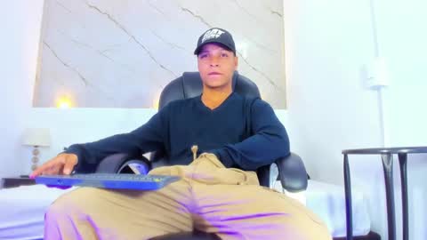 Snapshot of ricky_owens1 chatting on February 7, 9:26 pm Ricky  online show from February 7, 9:26 pm