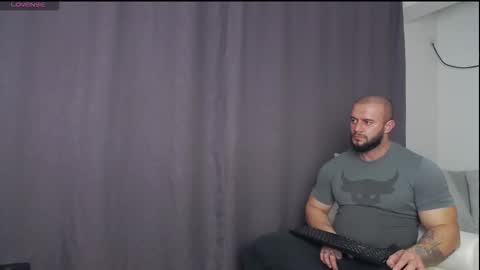 rickymiami1 online show from November 5, 6:21 pm