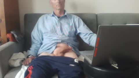 ridemehigh1 online show from February 25, 5:49 pm