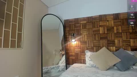 Sara online show from October 18, 10:08 am