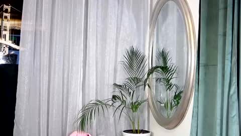 Riley online show from February 26, 9:31 pm