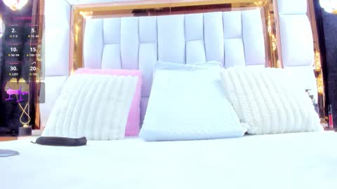 Riley online show from November 19, 11:42 am