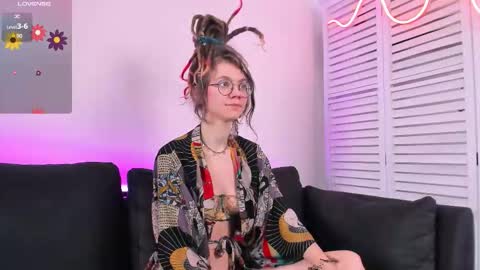 Rin  online show from October 28, 9:54 am