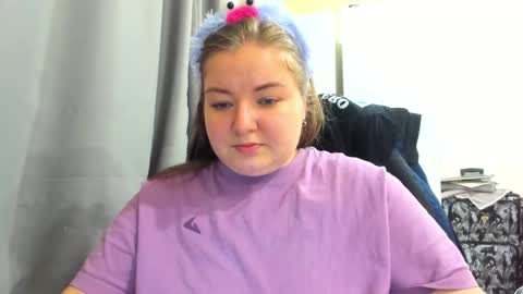 rina16 online show from November 7, 5:10 am