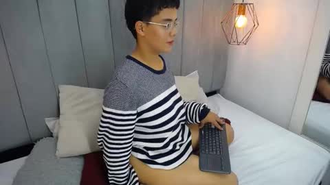 rio_valencia online show from September 13, 4:37 am