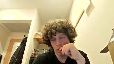 riphunter1 online show from March 6, 2:30 am