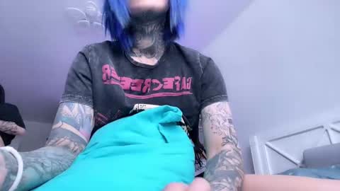   DianaBrite            fansl y online show from February 24, 9:53 am