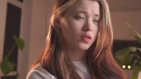 Akemi online show from March 13, 5:16 pm