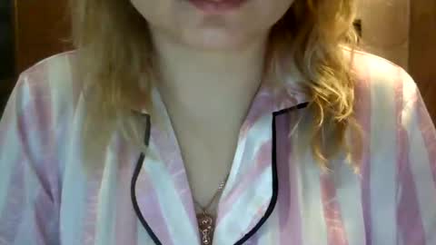 RiveraMaureen online show from January 10, 6:42 am