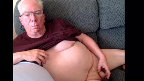 Snapshot of rk504 chatting on February 8, 5:39 pm Ron online show from February 8, 5:39 pm