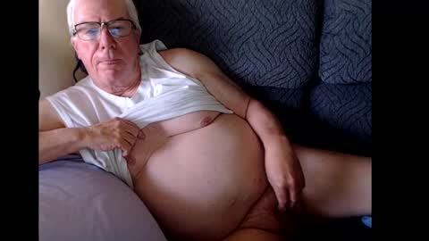 Snapshot of rk504 chatting on February 4, 4:18 pm Ron online show from February 4, 4:18 pm