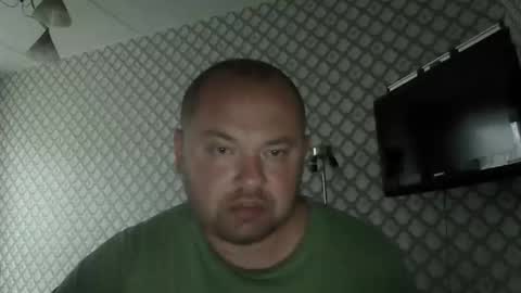 rob18997 online show from March 29, 3:46 pm