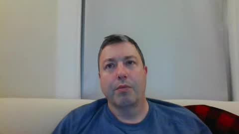 rob_bower_guy online show from December 21, 2:52 am