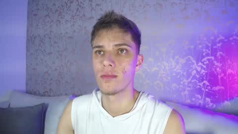 Robbin online show from February 4, 3:21 am