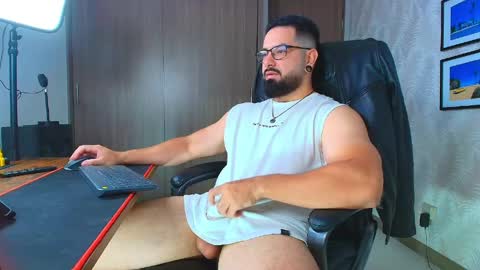 Robby online show from May 10, 2:51 am