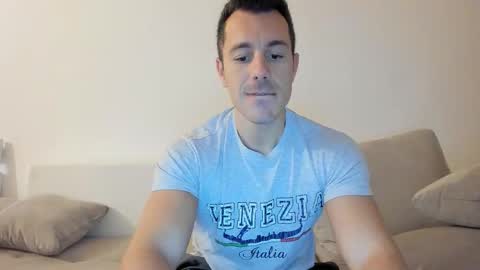 roberto4ever online show from March 23, 5:01 am