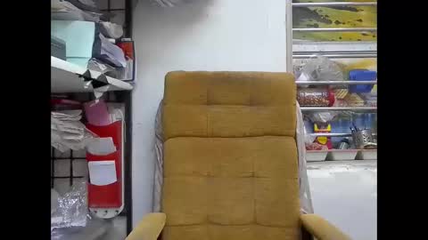 Snapshot of robertsalia220 chatting on October 14, 12:30 pm Robertsalia online show from October 14, 12:30 pm