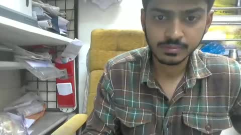 Snapshot of robertsalia220 chatting on December 7, 12:29 pm Robertsalia online show from December 7, 12:29 pm