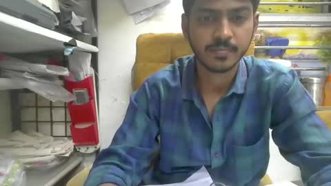 Snapshot of robertsalia220 chatting on January 20, 11:56 am Robertsalia online show from January 20, 11:56 am