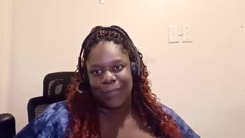 robertswhitney52 online show from September 21, 5:39 pm