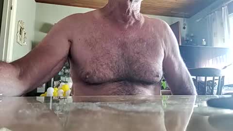 robke1966 online show from May 22, 5:58 am