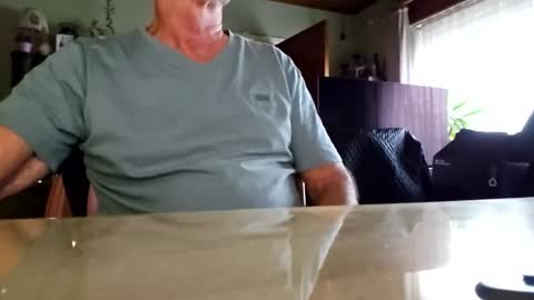 robke1966 online show from October 29, 7:43 am