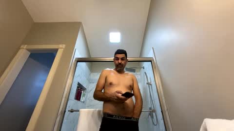 roblatino12 online show from February 1, 10:02 pm