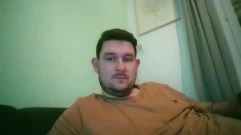 Robin online show from February 2, 9:11 pm
