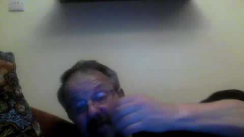 Snapshot of robx32 chatting on March 6, 11:09 pm Rob online show from March 6, 11:09 pm