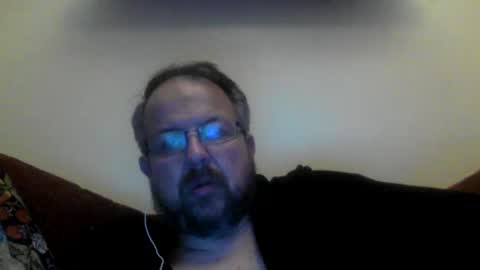 Snapshot of robx32 chatting on February 21, 10:37 pm Rob online show from February 21, 10:37 pm