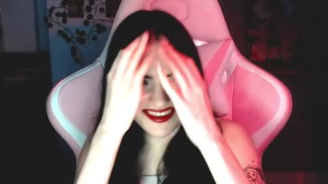 Sophie  online show from January 25, 5:30 pm