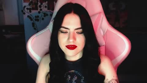 Sophie  online show from February 2, 10:56 am