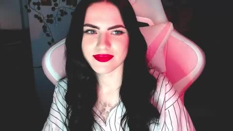 Sophie  online show from February 12, 4:55 pm